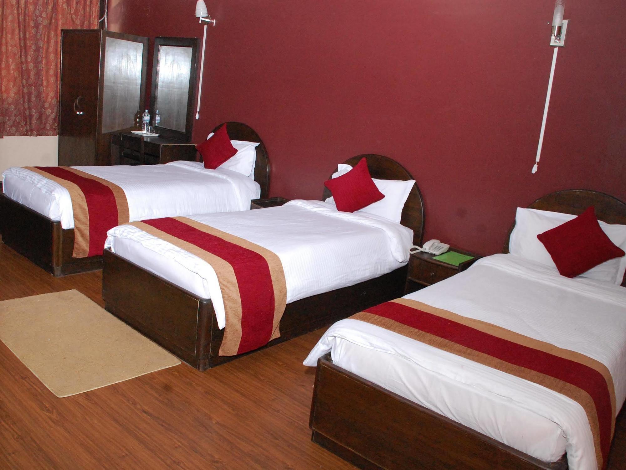 Hotel Family Home Catmandu Exterior foto