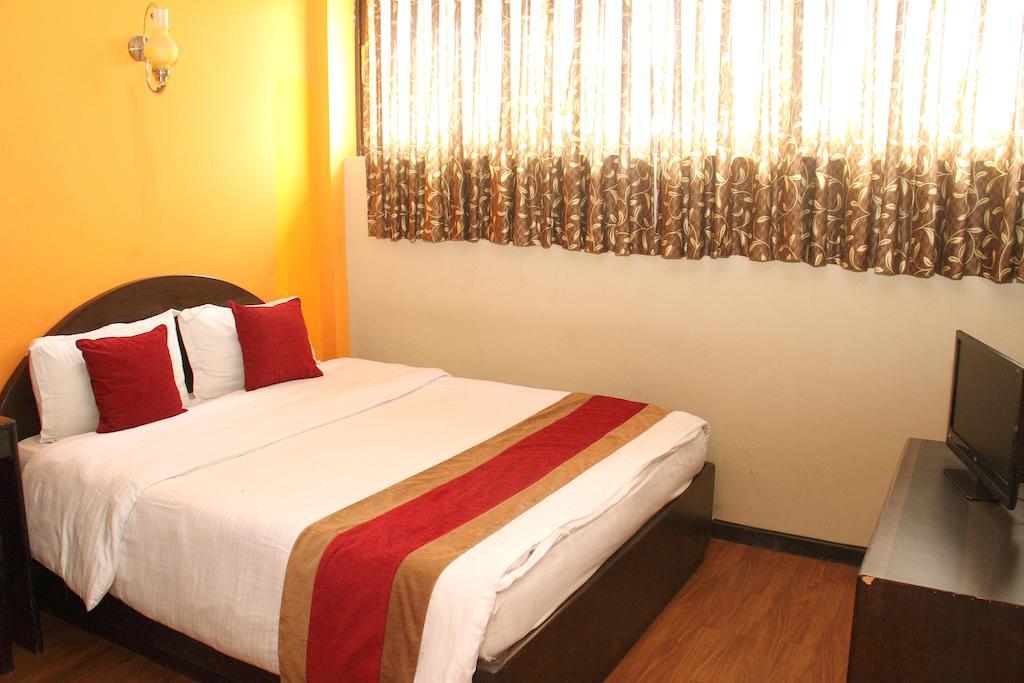 Hotel Family Home Catmandu Exterior foto