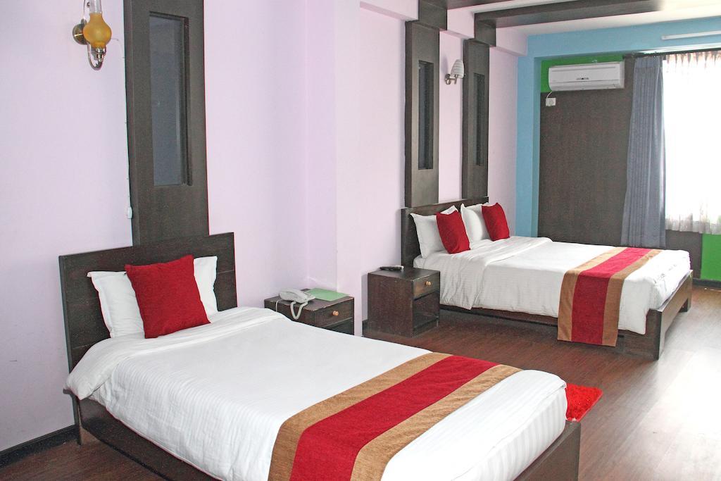 Hotel Family Home Catmandu Exterior foto