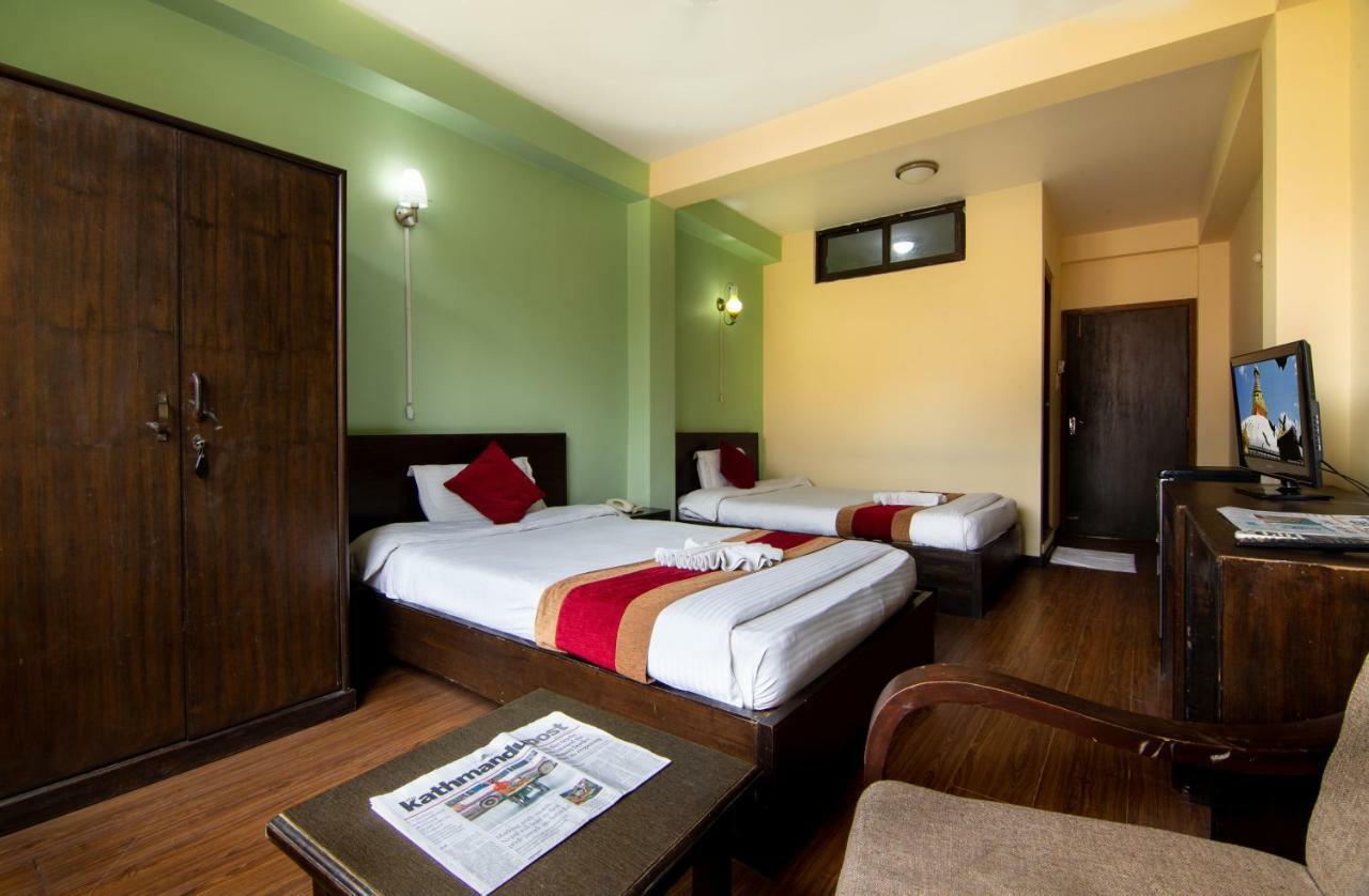 Hotel Family Home Catmandu Exterior foto