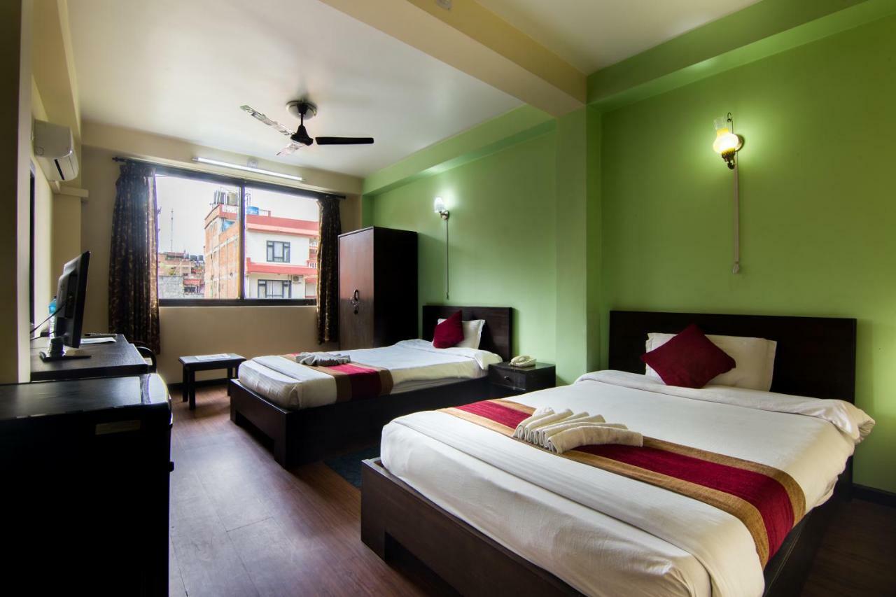 Hotel Family Home Catmandu Exterior foto