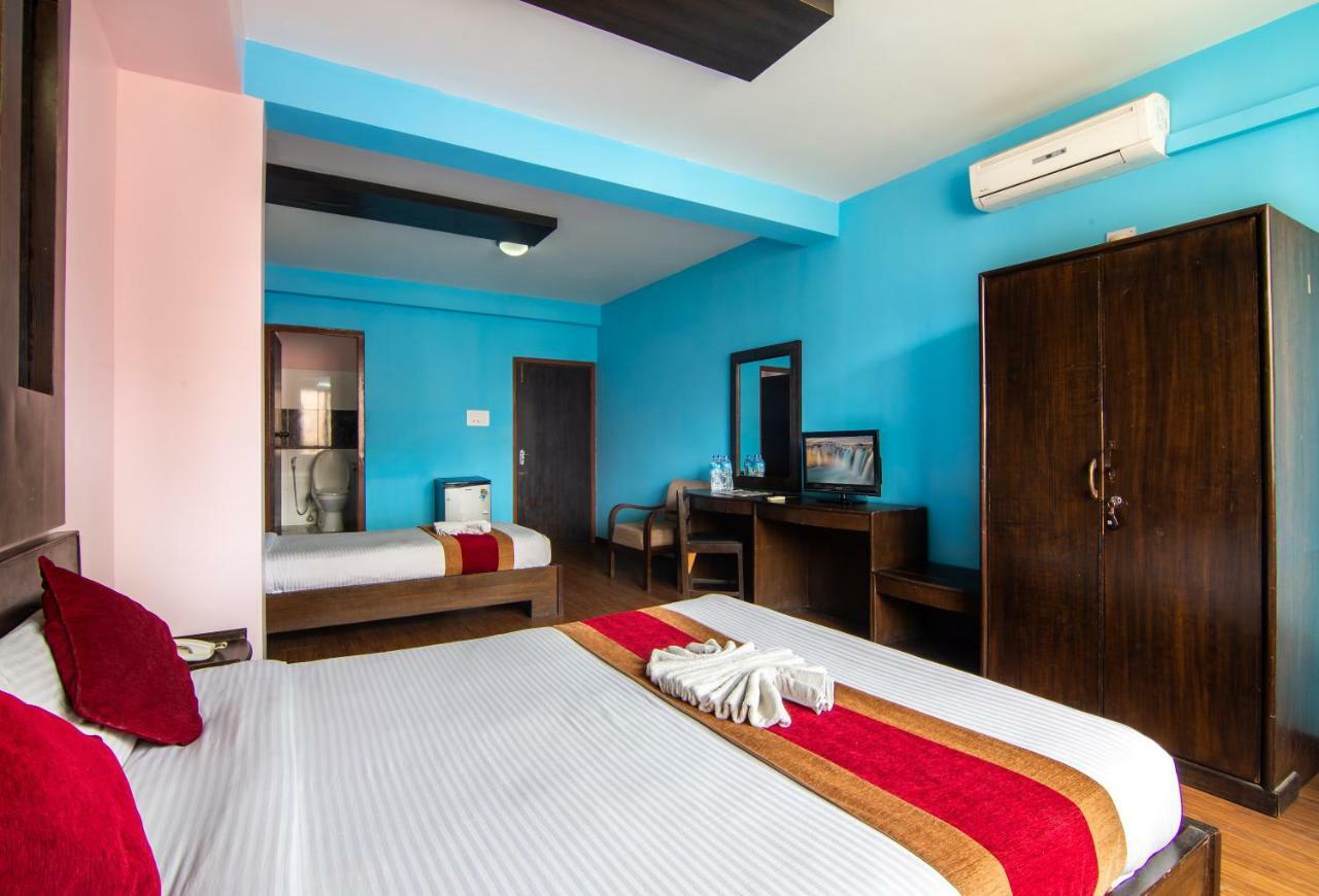 Hotel Family Home Catmandu Exterior foto