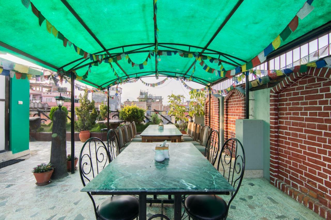 Hotel Family Home Catmandu Exterior foto
